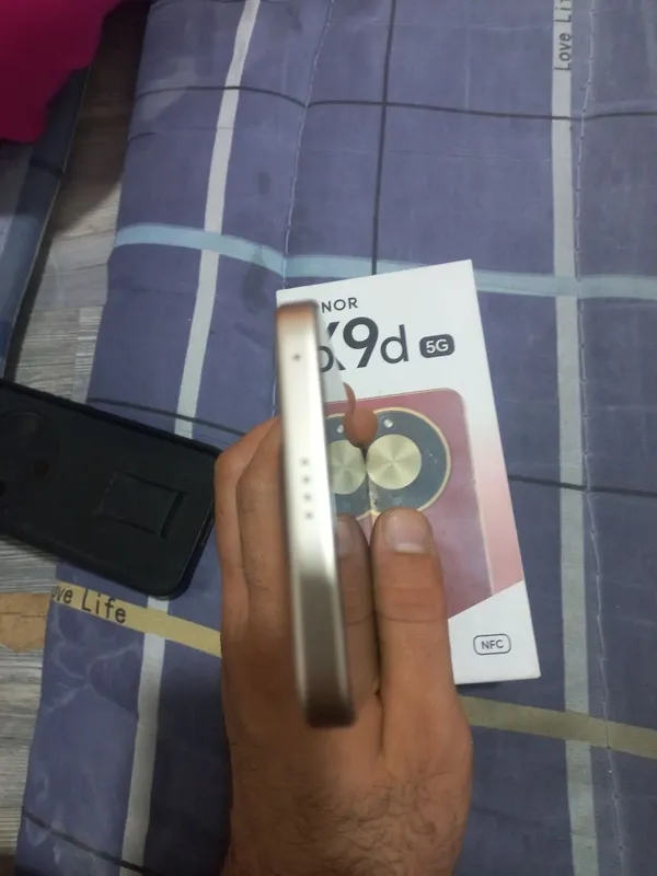 Продаётся HONOR X9D, цена 4 500 000, миллион, договоримся 4 Продаётся HONOR X9D, цена 4 500 000, миллион, договоримся 4