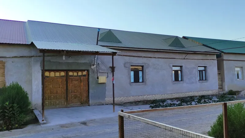 Жай сатылады, Уй сатылады