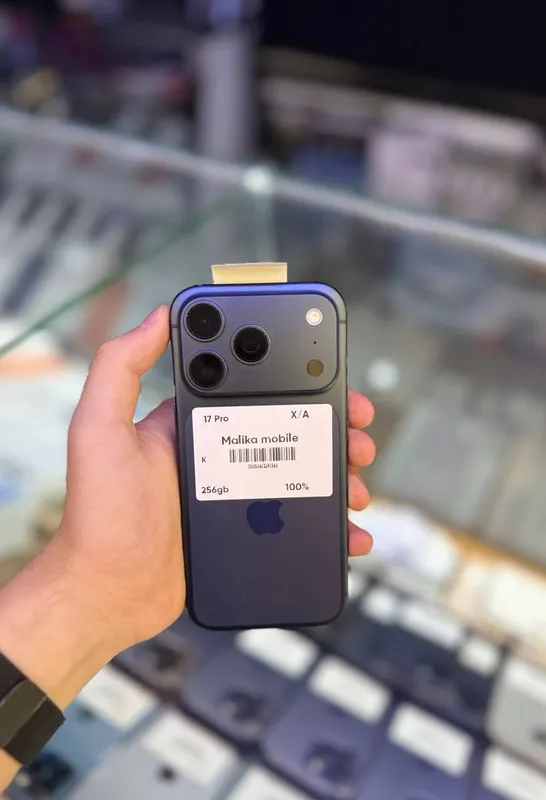 iPhone 17 Pro iPhone 17 Pro