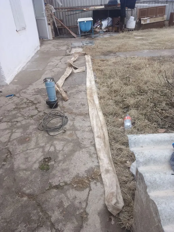 Продается погружной мотор 2 Продается погружной мотор 2