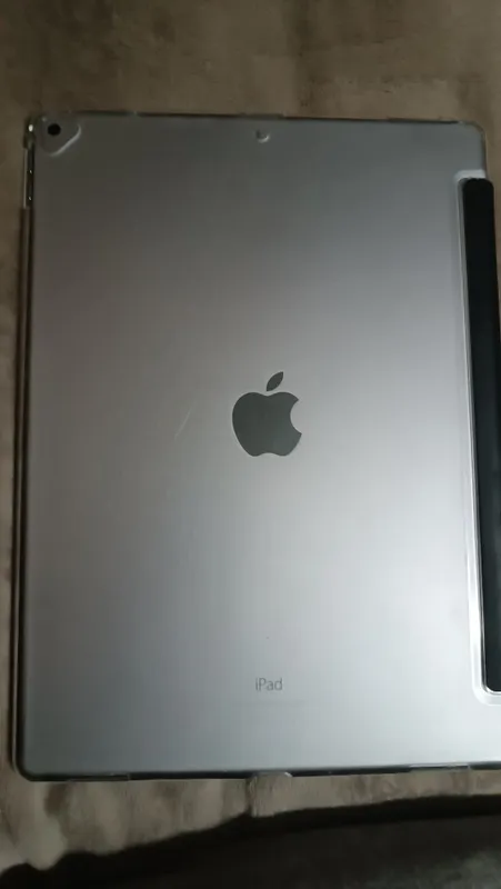 iPad Pro 12,9 дюйма (128Гб) ИДЕАЛ 3 iPad Pro 12,9 дюйма (128Гб) ИДЕАЛ 3
