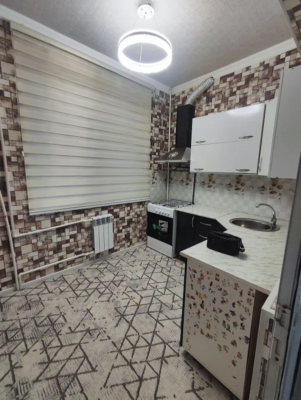 Navoi shaxar yangi bozor 22 maktab tugrisidan kv 7