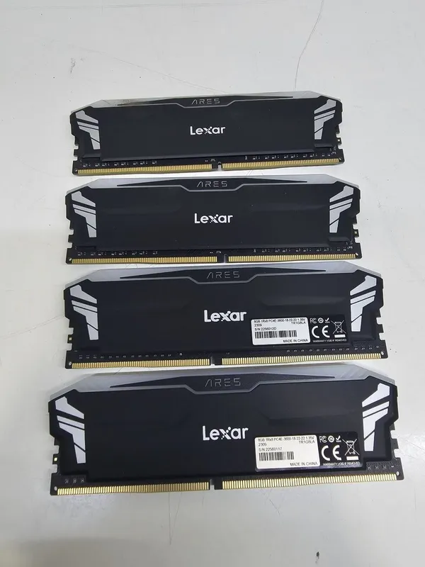 Ddr 4 8Gb 3600 Lexar RGB