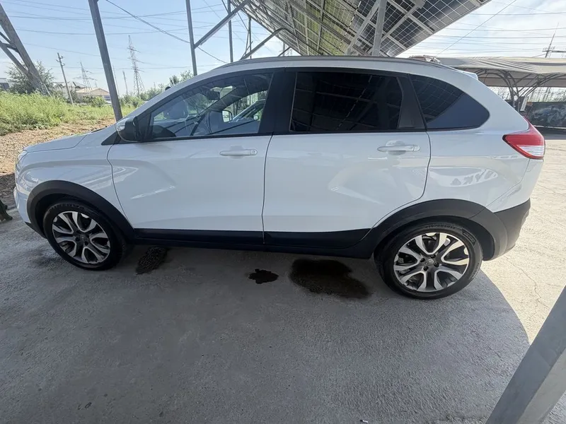 Lada xray cross sotiladi holati ideal bir qul moshina 4