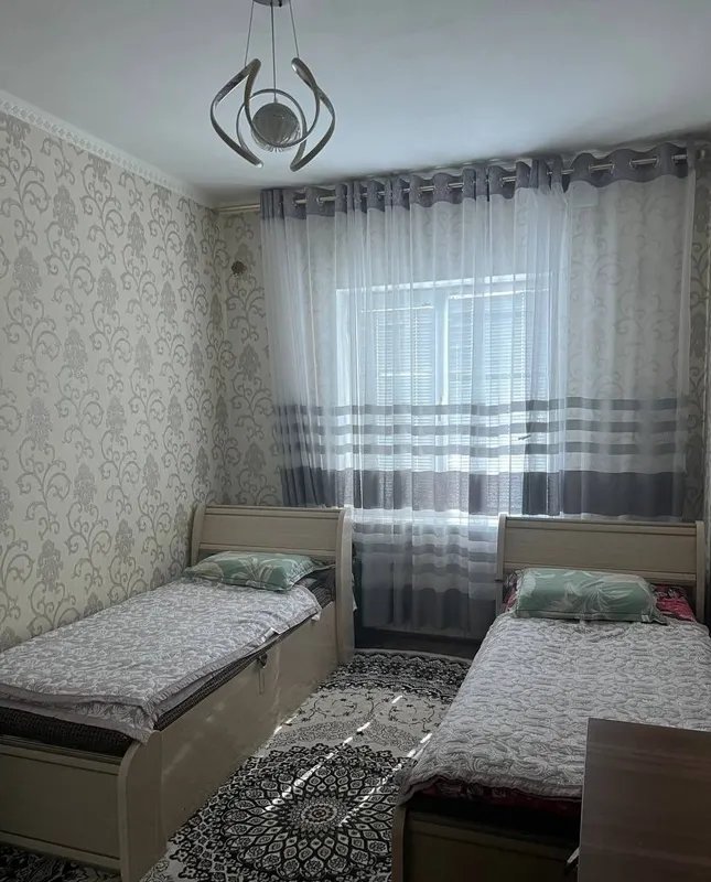 г. Карши, МФЙ Нуристон, рядом с Агробанком, 3-этажный 3-комнатный дом 5 г. Карши, МФЙ Нуристон, рядом с Агробанком, 3-этажный 3-комнатный дом 5
