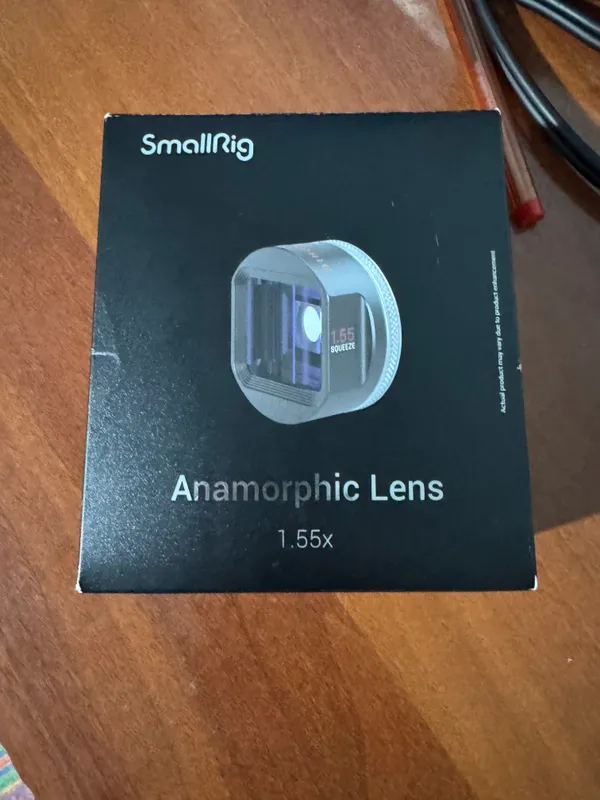 Объектив для телефона SmallRig 1.55X Anamorphic 6 Объектив для телефона SmallRig 1.55X Anamorphic 6
