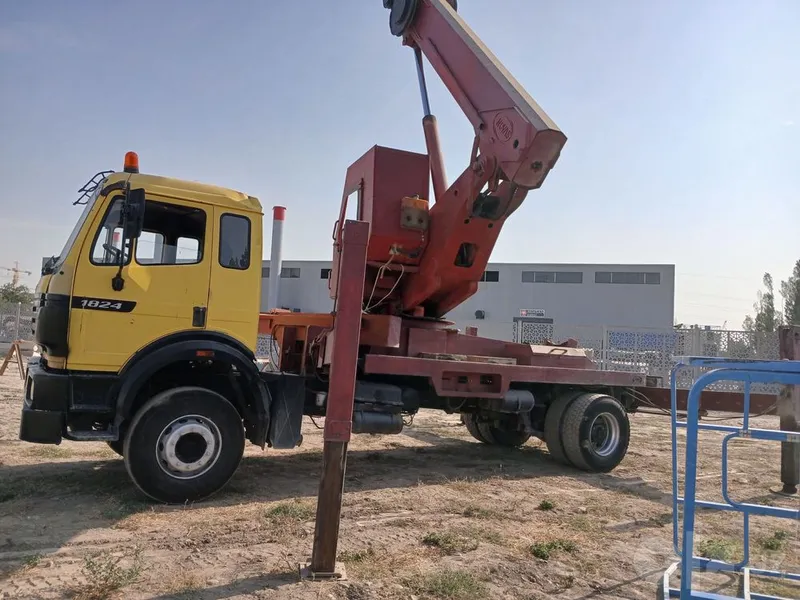 Продается автовышка Mercedes-Benz 1824L (Horyong 40m) 1999 3 Продается автовышка Mercedes-Benz 1824L (Horyong 40m) 1999 3