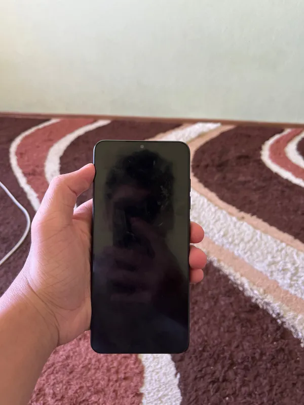 Telefon yaxsh holatda xotira 128 gb 2 Telefon yaxsh holatda xotira 128 gb 2