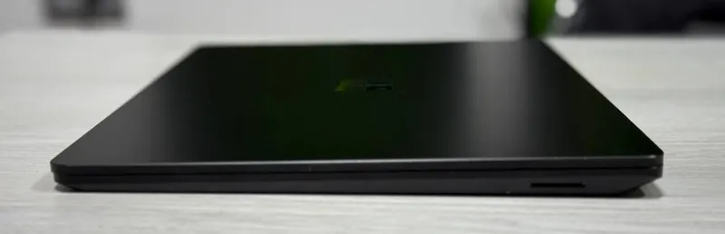 Surface Laptop 4 13.5” 2K Core i5-1145G7 16/512GB 5 Surface Laptop 4 13.5” 2K Core i5-1145G7 16/512GB 5
