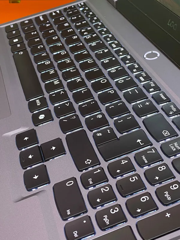 Lenovo LOQ noutbuki 3