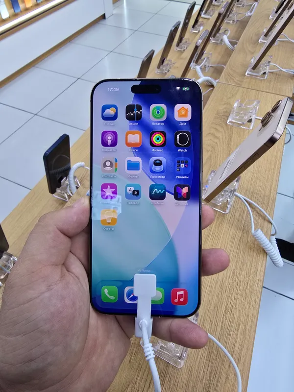 iPhone 16 pro max 2