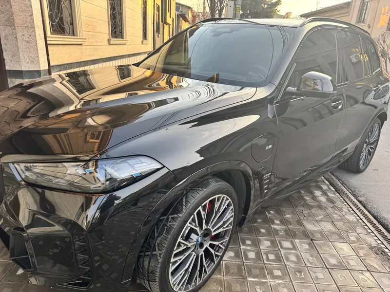 Продам x5 50e в отличном состоянии — фото 1