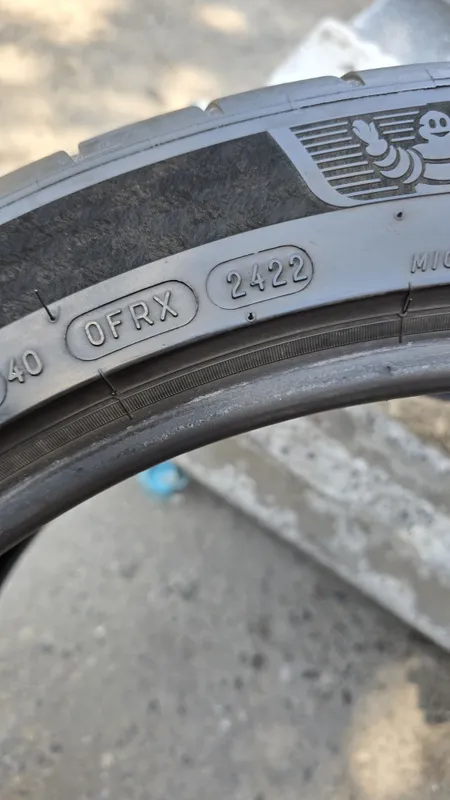 275/40/R22 Michelin pilot sport⁴ 4