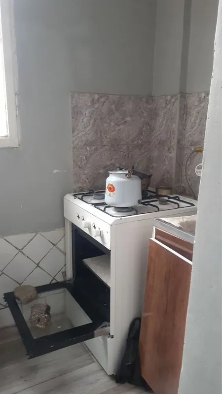 Аренда 1/2/4 массив Феруза 205 школа 1 комнатная срочно в аренду