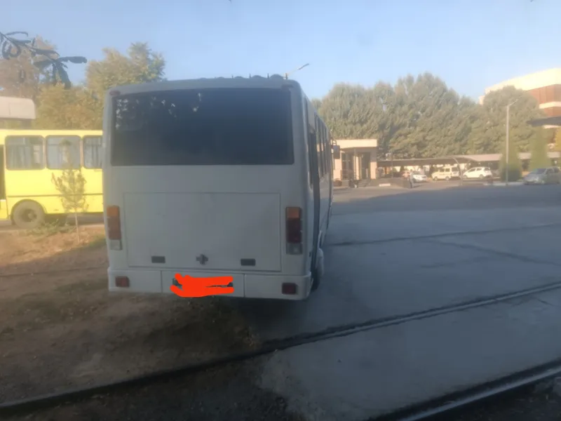 Isuzu sotiladi yili 2018 HC 40 — фото 2
