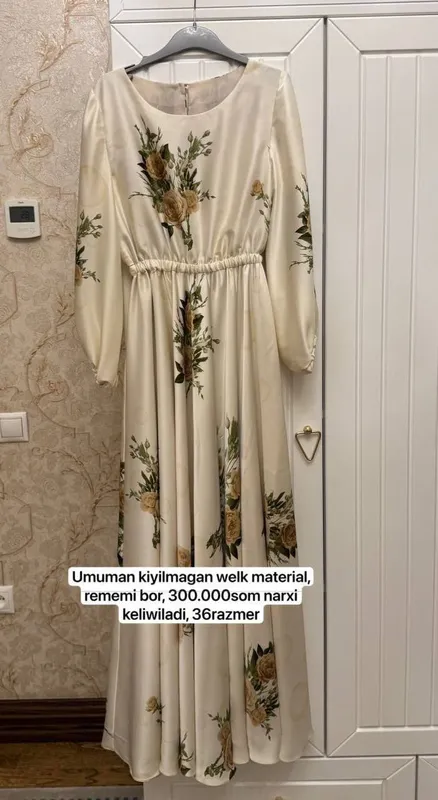 Koylak qimmat materialdan kelin uchun tikilgan