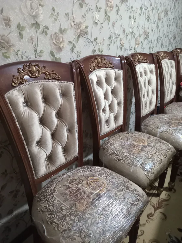 мехмонхона стол ва стуллари 1