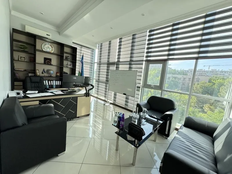 Ойбек аренда вдоль дороги 100 м2 Angels food 3 этаж Мирабад — фото 2