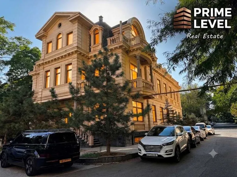 Продается Здание В доль дороги | 1 Линия ул. Шота Руставелли | ЦЕНТР — фото 1