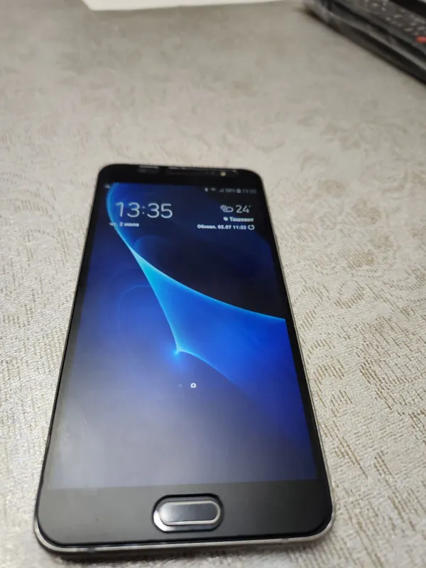 Продам Samsung J7. В хорошем состоянии, работает отлично 1 Продам Samsung J7. В хорошем состоянии, работает отлично 1