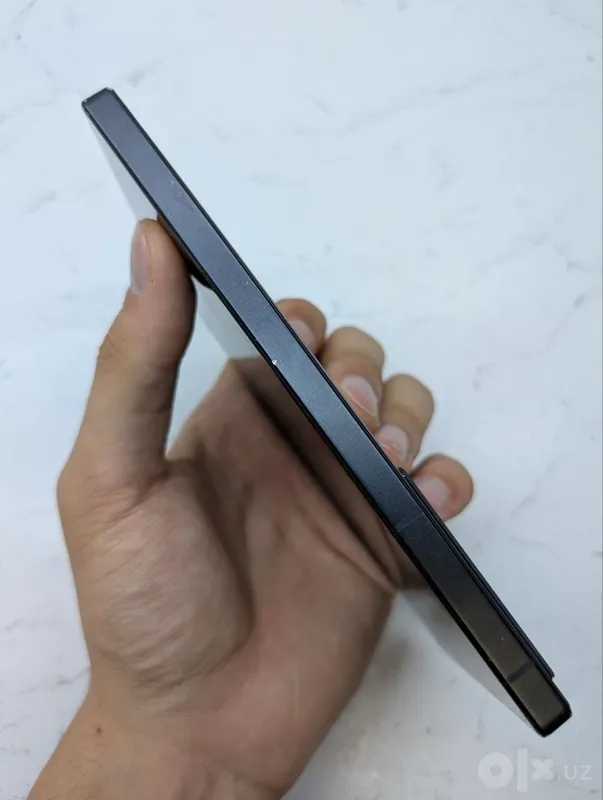 ZTE Nubia Z50 Ultra Продаётся 3 ZTE Nubia Z50 Ultra Продаётся 3