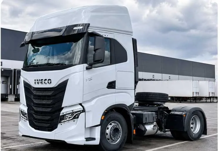 тягача Iveco S-WAY AT440S48T/P ON