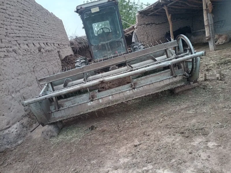 Traktor ot oraydigan JATKA sotiladi 1 Traktor ot oraydigan JATKA sotiladi 1