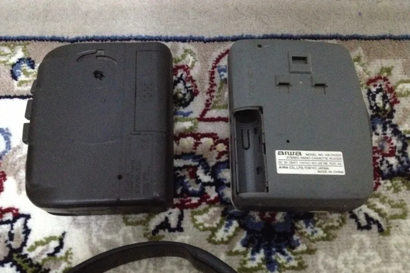 Sony Aiwa pleyerlari va quloqchinlar. 8 Sony Aiwa pleyerlari va quloqchinlar. 8