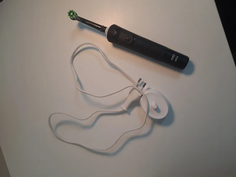 Oral B