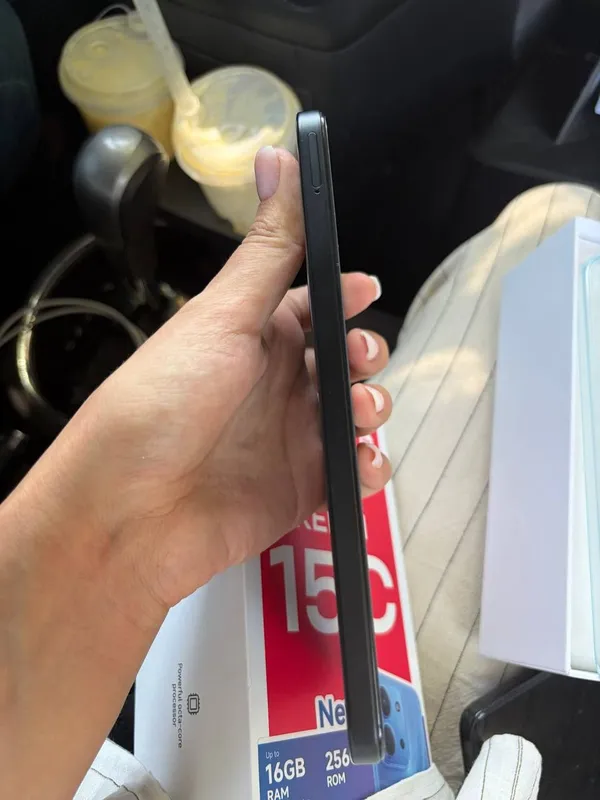 Redmi 15 c 256 GB 4 Redmi 15 c 256 GB 4