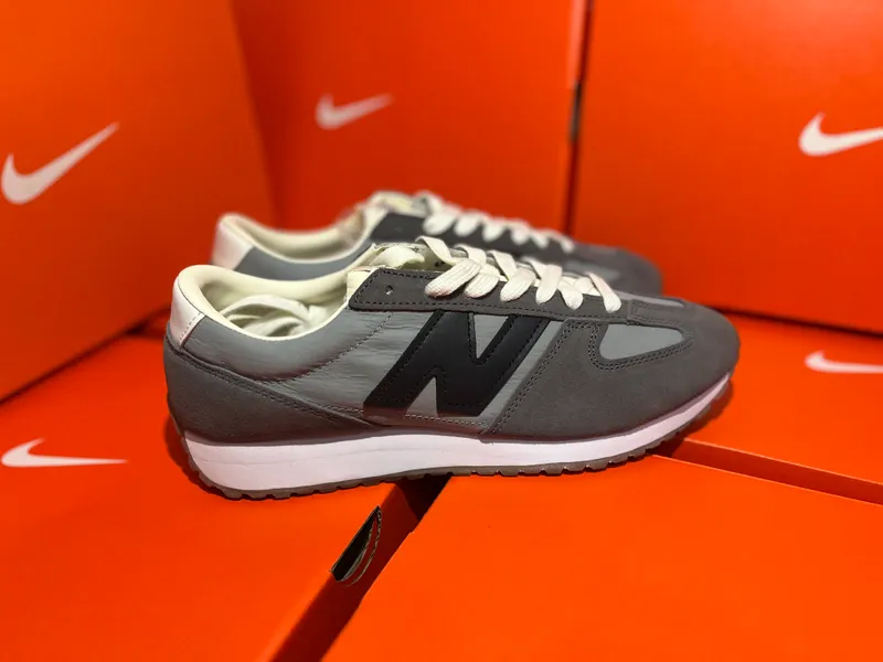 New Balance krossovkalari 1 New Balance krossovkalari 1