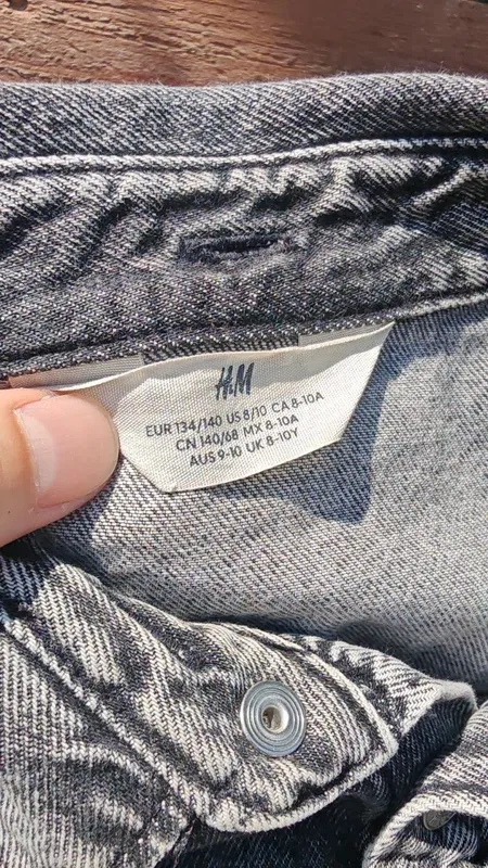 H&M original bolalar jinsi kurtkasi 2 H&M original bolalar jinsi kurtkasi 2