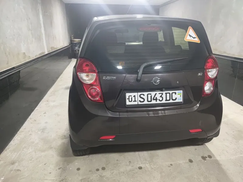 Chevralet Spark sotiladi 4