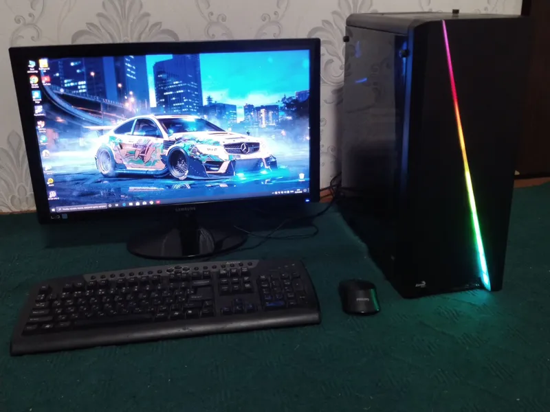 Core i7 kampyuter sotladi srochna