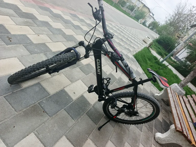 продам велосипед фирмы Giant