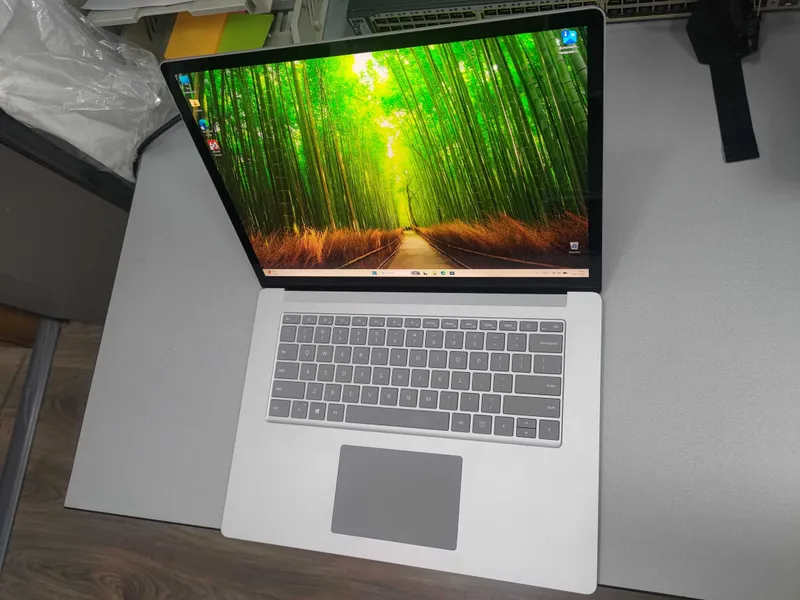 Surface Laptop 3 | Intel i7-1065G7 | DDR4 16 | nvme 265 1 Surface Laptop 3 | Intel i7-1065G7 | DDR4 16 | nvme 265 1