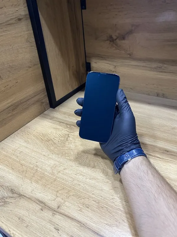 Iphone 13 pro sotuvda 2 Iphone 13 pro sotuvda 2