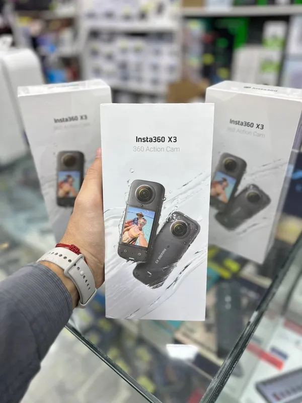 Камера insta360 x3