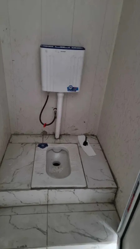 Konteynerdan zamonaviy ofis va ko'chma uylar 8