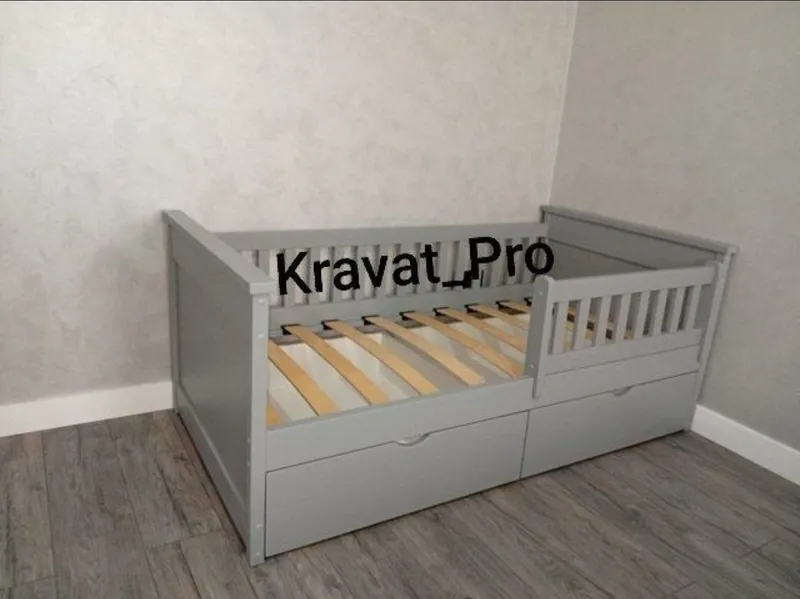 Односпальная кровать