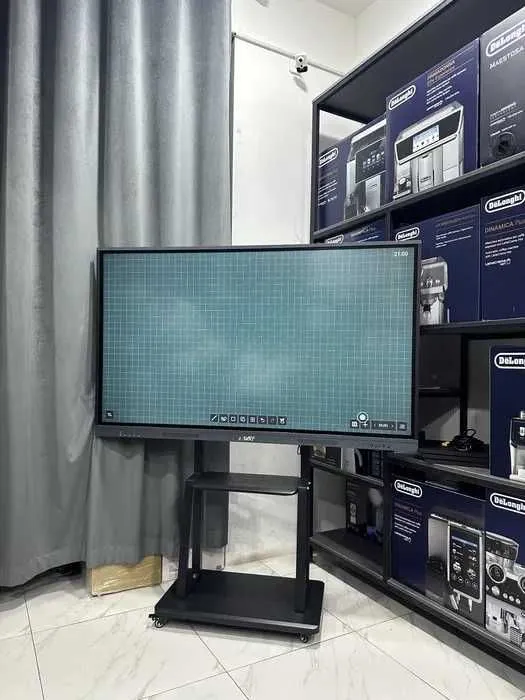 Интерактивная панель 65'+OPS (i5/ 8GB/ 256GB SSD)