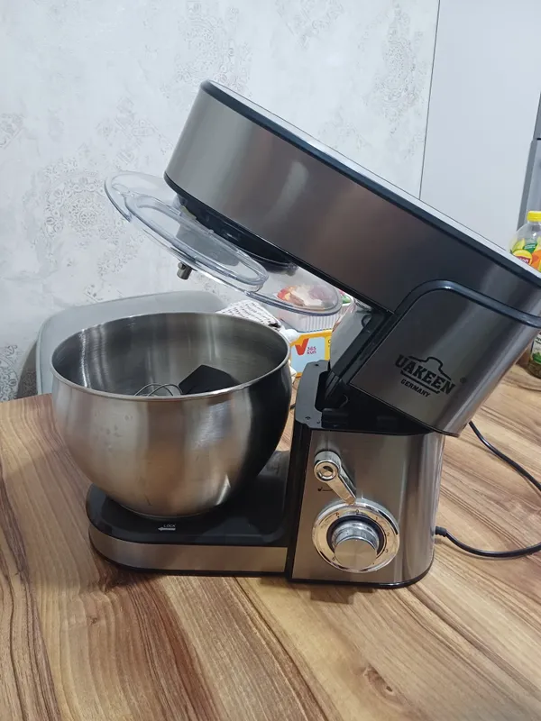 Продаются тесто мешалка + миксер 2 Продаются тесто мешалка + миксер 2