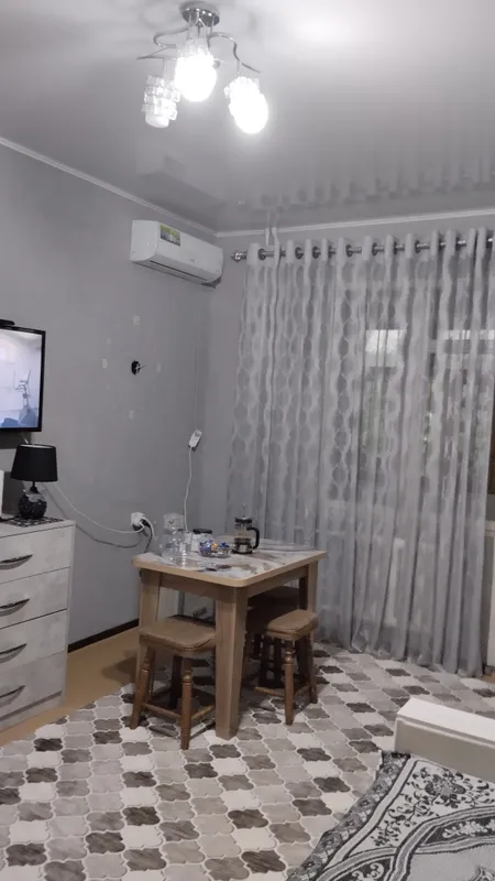 Kvartira sotiladi 1 Kvartira sotiladi 1