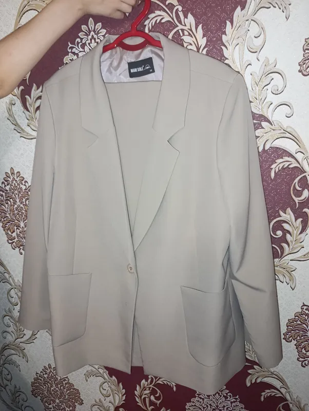 Kastyum shim razmeri 48. 2 martta kiyilgan
