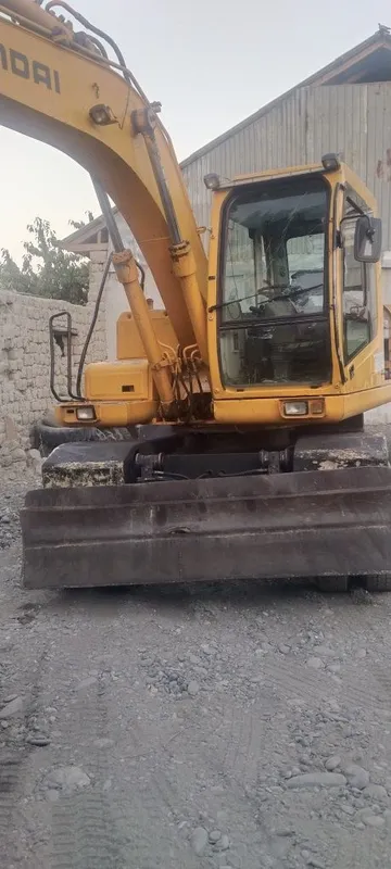 Ekskavator HYUNDAI 1400 1 Ekskavator HYUNDAI 1400 1