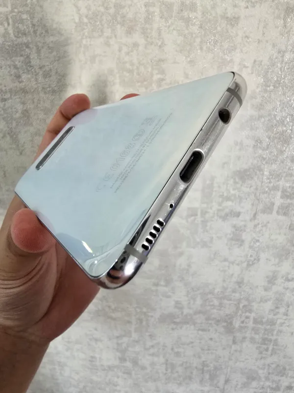 Samsung Galaxy S10e — фото 5