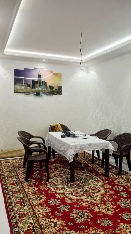 Nazarbekda hovli sotiladi 3sotix 3