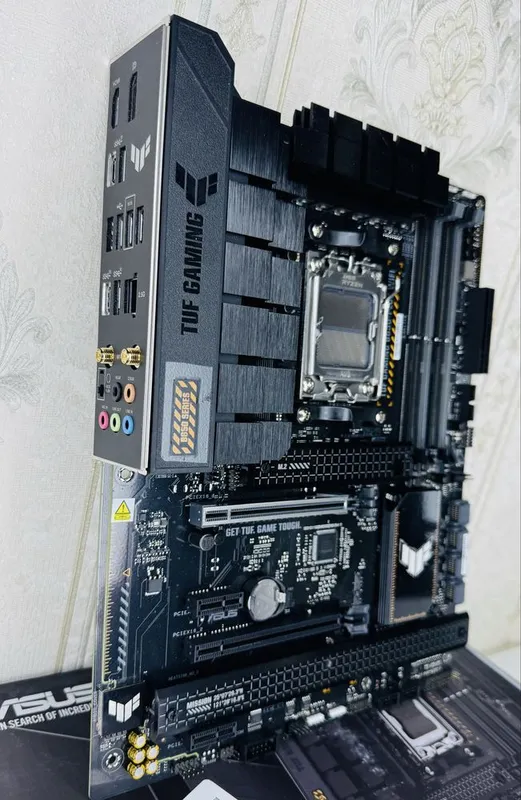 Asus Tuf Gaming B650-Plus WIFI DDR5 AM5 — фото 2