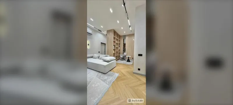 Сдаётся 2-комнатная квартира, ЖК Royal House 3