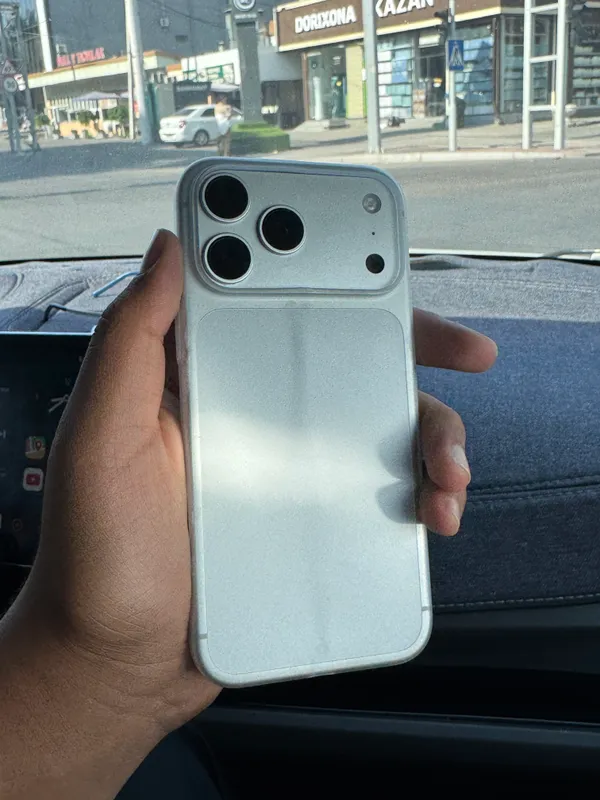 IPHONE 17 PRO MAX IPHONE 17 PRO MAX